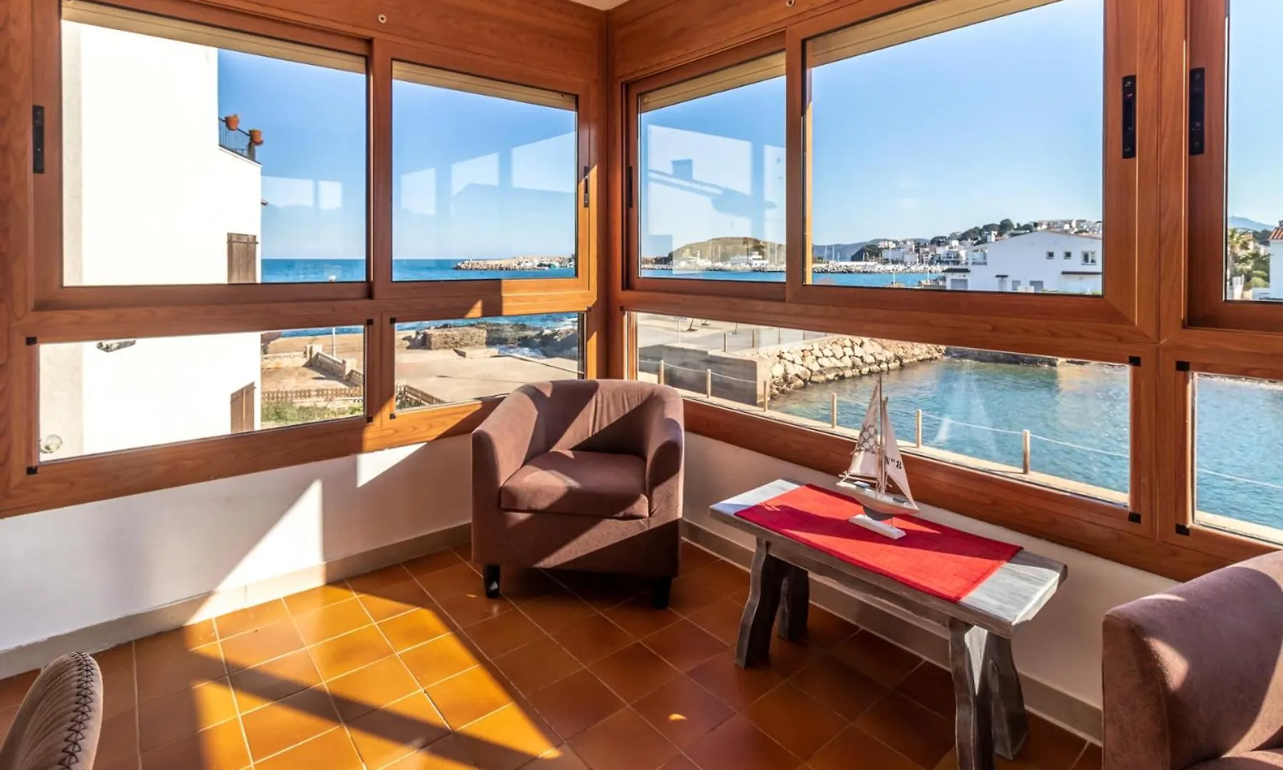 Sant Carles 21 Apartamento Con Vistas Al Mar Llança Lägenhet